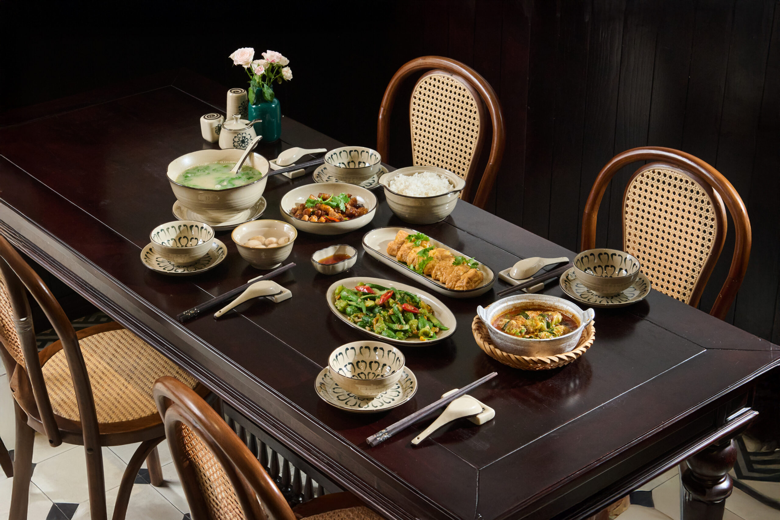Ưu đãi mâm cơm trưa chỉ còn 490.000